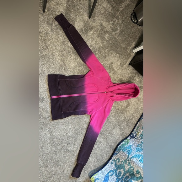 Lululemon Scuba Hoodie - Picture 1 of 3